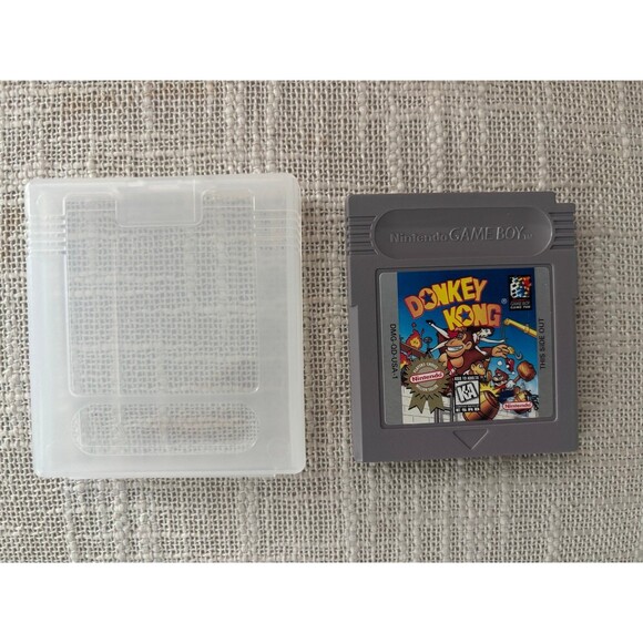 Vintage Donkey Kong (Nintendo Game Boy, 1994) Authentic Game Cartridge & Case - Picture 1 of 3